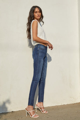 MID RISE SUPER SKINNY TATE JEANS