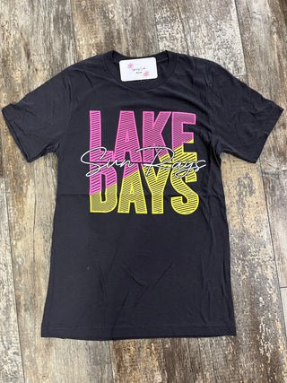 LAKE DAYS GRAPHIC TEE BY TEXAS TRUE THREADS
